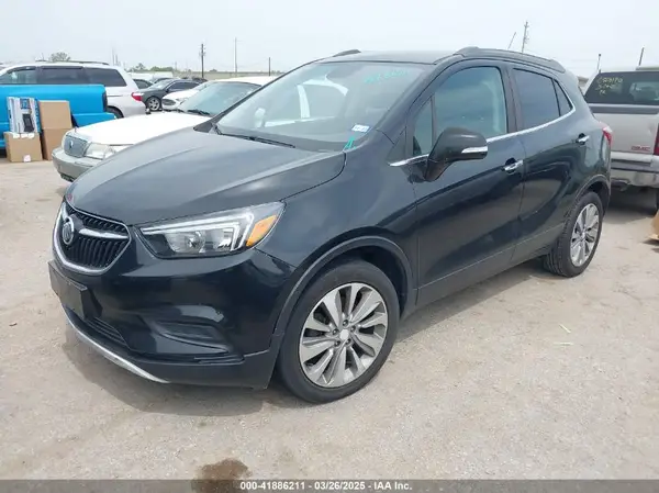 KL4CJASB7JB666027 2018 BUICK ENCORE - Image 2