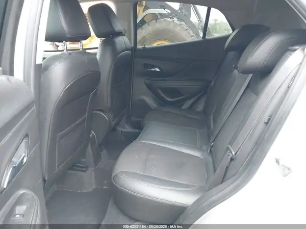 KL4CJASB7JB688111 2018 BUICK ENCORE - Image 8