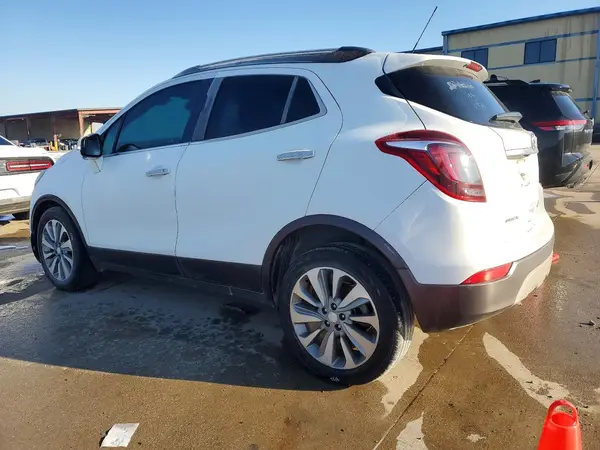 KL4CJASB7JB690814 2018 BUICK ENCORE - Image 2