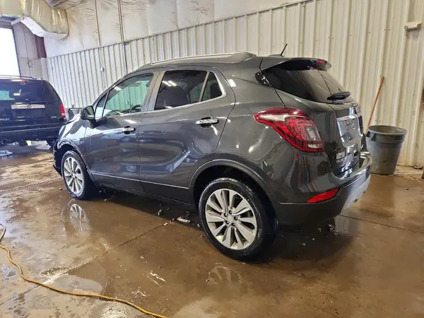 KL4CJASB7JB693065 2018 BUICK ENCORE - Image 2