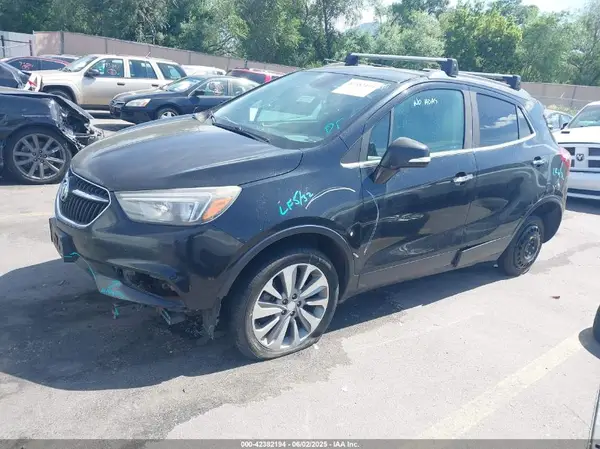 KL4CJASB7JB701228 2018 BUICK ENCORE - Image 2