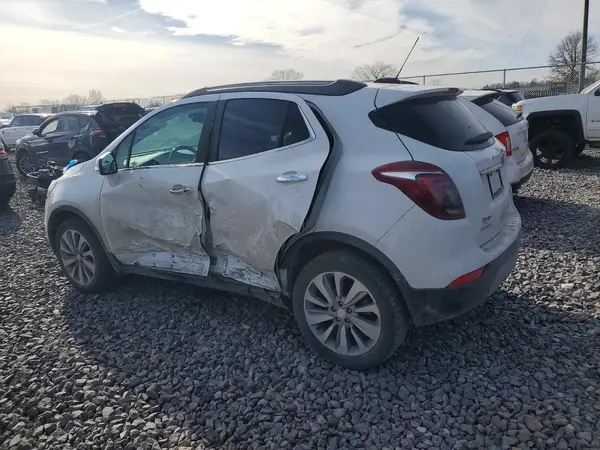 KL4CJASB7JB702153 2018 BUICK ENCORE - Image 2