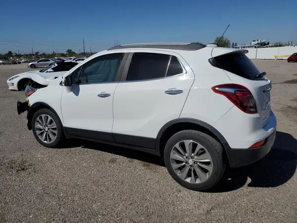 KL4CJASB7JB708390 2018 BUICK ENCORE - Image 2