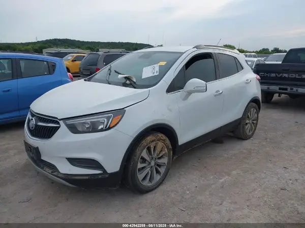 KL4CJASB7KB735946 2019 BUICK ENCORE - Image 2