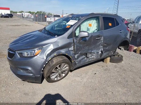 KL4CJASB7LB016780 2020 BUICK ENCORE - Image 2