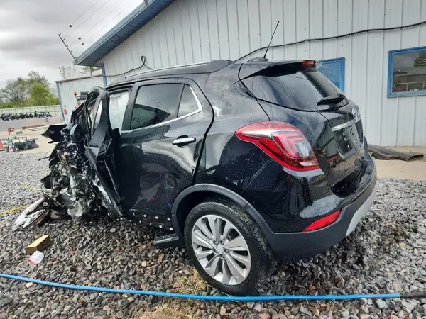 KL4CJASB7LB017802 2020 BUICK ENCORE - Image 2