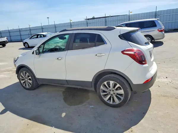 KL4CJASB7LB023650 2020 BUICK ENCORE - Image 2