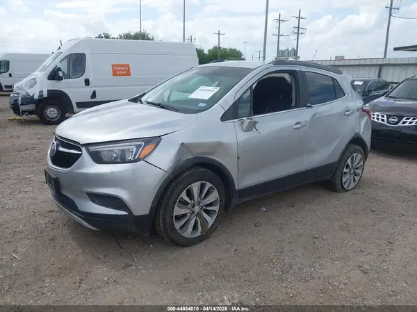 KL4CJASB7LB335323 2020 BUICK ENCORE - Image 2