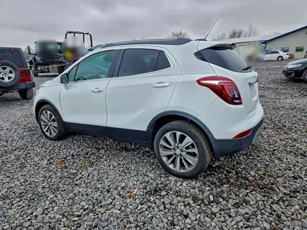 KL4CJASB7LB345981 2020 BUICK ENCORE - Image 2