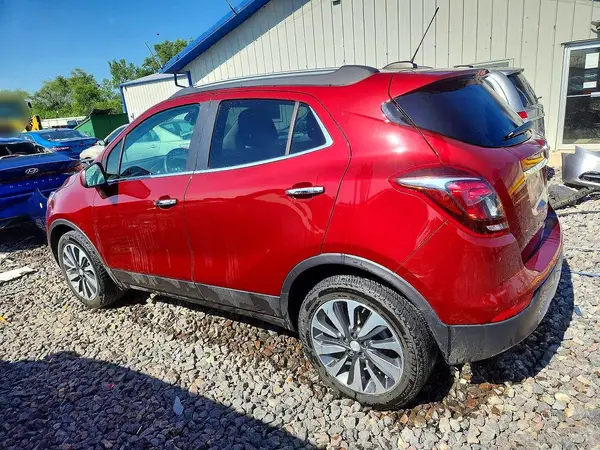 KL4CJASB7MB331063 2021 BUICK ENCORE - Image 2