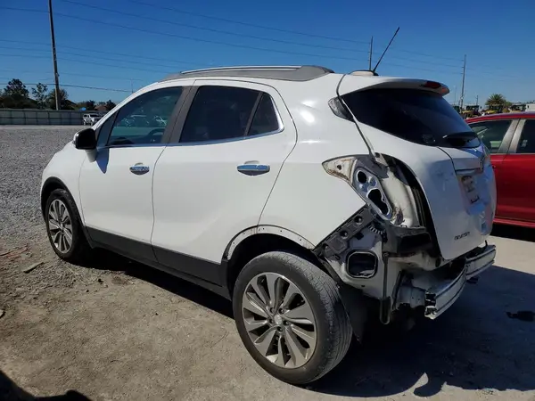 KL4CJASB8HB002104 2017 BUICK ENCORE - Image 2