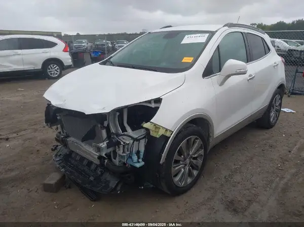 KL4CJASB8HB005990 2017 BUICK ENCORE - Image 2