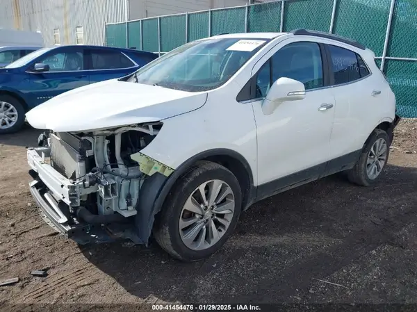 KL4CJASB8HB185990 2017 BUICK ENCORE - Image 2