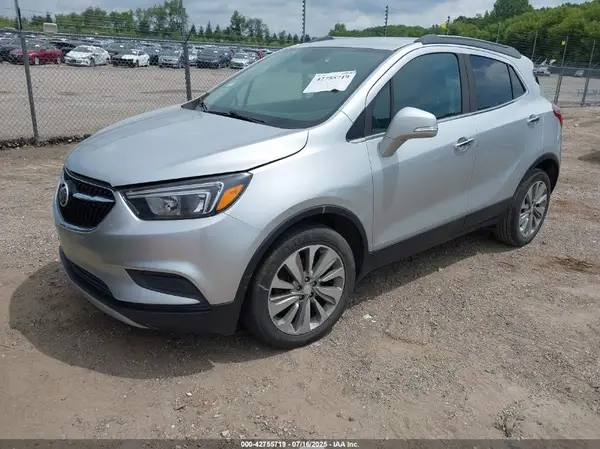 KL4CJASB8HB219183 2017 BUICK ENCORE - Image 2