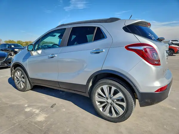 KL4CJASB8JB505606 2018 BUICK ENCORE - Image 2