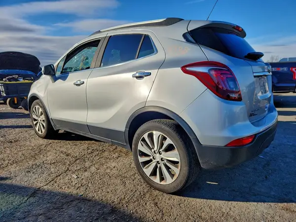 KL4CJASB8JB508991 2018 BUICK ENCORE - Image 2