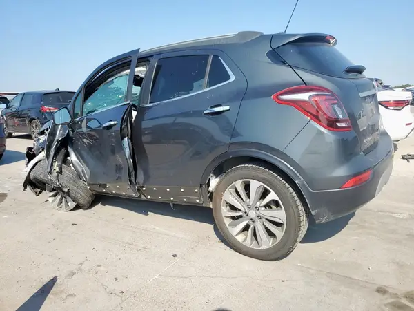 KL4CJASB8JB509266 2018 BUICK ENCORE - Image 2