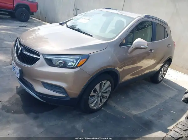 KL4CJASB8JB511681 2018 BUICK ENCORE - Image 2