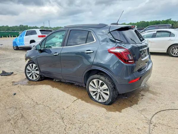 KL4CJASB8JB530635 2018 BUICK ENCORE - Image 2