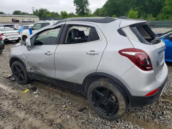 KL4CJASB8JB550898 2018 BUICK ENCORE - Image 2