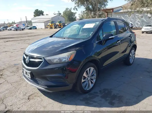 KL4CJASB8JB565546 2018 BUICK ENCORE - Image 2