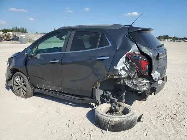 KL4CJASB8JB574506 2018 BUICK ENCORE - Image 2