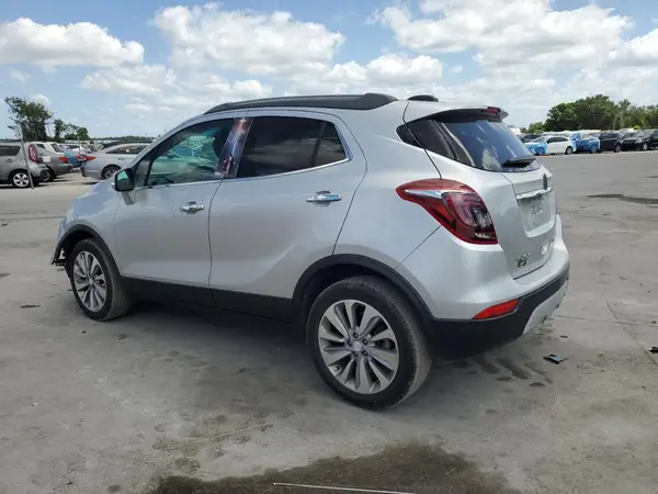 KL4CJASB8JB590138 2018 BUICK ENCORE - Image 2