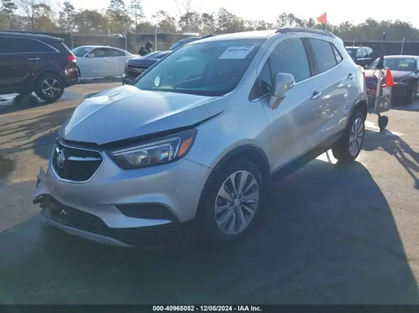 KL4CJASB8JB592763 2018 BUICK ENCORE - Image 2