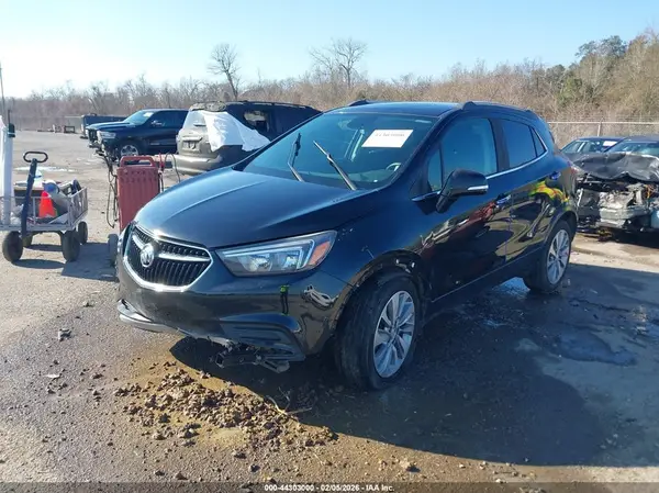 KL4CJASB8JB601008 2018 BUICK ENCORE - Image 2