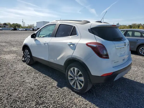 KL4CJASB8JB607195 2018 BUICK ENCORE - Image 2