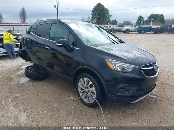 KL4CJASB8JB608279 2018 BUICK ENCORE - Image 1