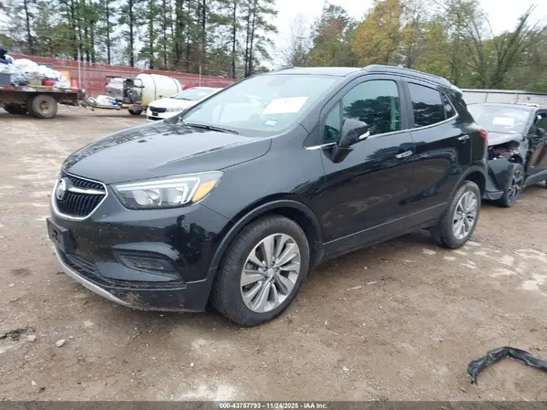 KL4CJASB8JB658230 2018 BUICK ENCORE - Image 2