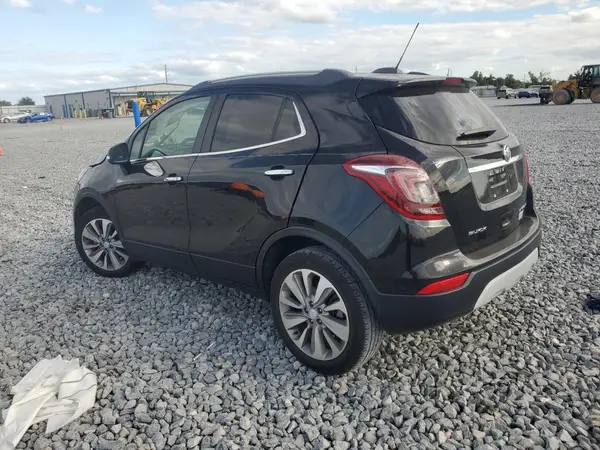 KL4CJASB8JB668823 2018 BUICK ENCORE - Image 2