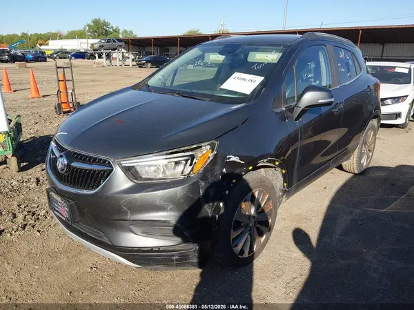 KL4CJASB8JB679255 2018 BUICK ENCORE - Image 2