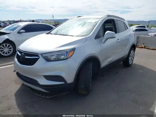 KL4CJASB8JB685816 2018 BUICK ENCORE - Image 2