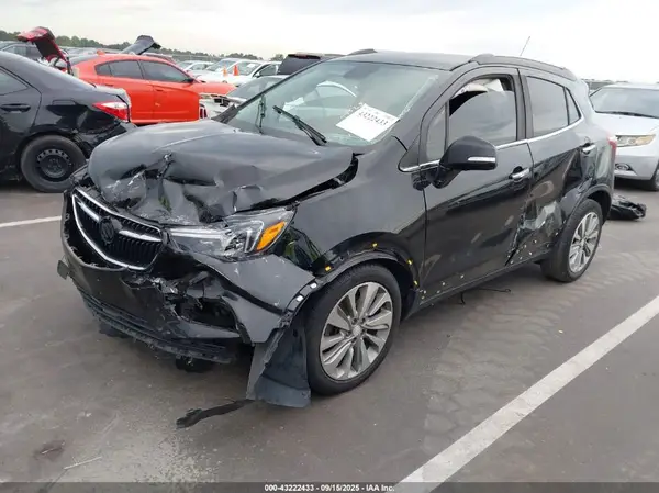 KL4CJASB8JB692782 2018 BUICK ENCORE - Image 2