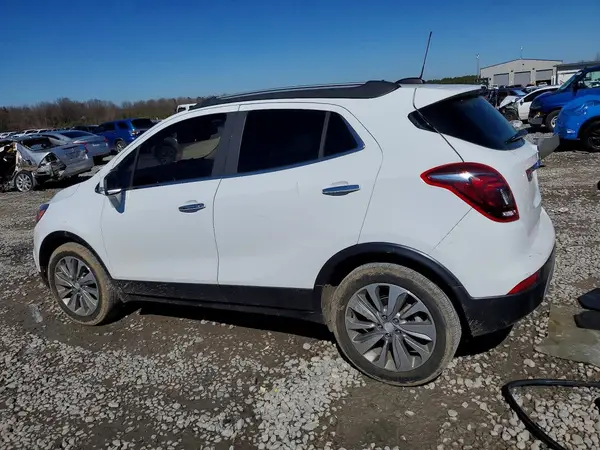 KL4CJASB8JB696394 2018 BUICK ENCORE - Image 2