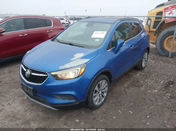 KL4CJASB8JB708950 2018 BUICK ENCORE - Image 2