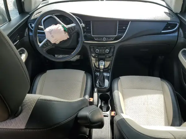 KL4CJASB8JB709421 2018 BUICK ENCORE - Image 8