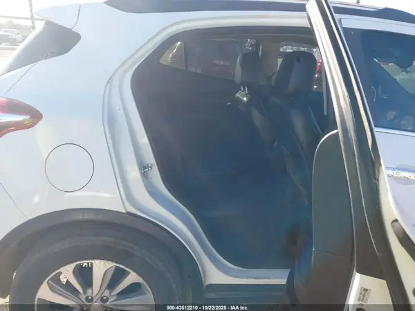 KL4CJASB8JB722153 2018 BUICK ENCORE - Image 8