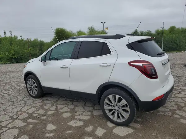 KL4CJASB8KB717357 2019 BUICK ENCORE - Image 2