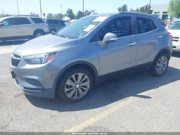 KL4CJASB8KB718105 2019 BUICK ENCORE - Image 2