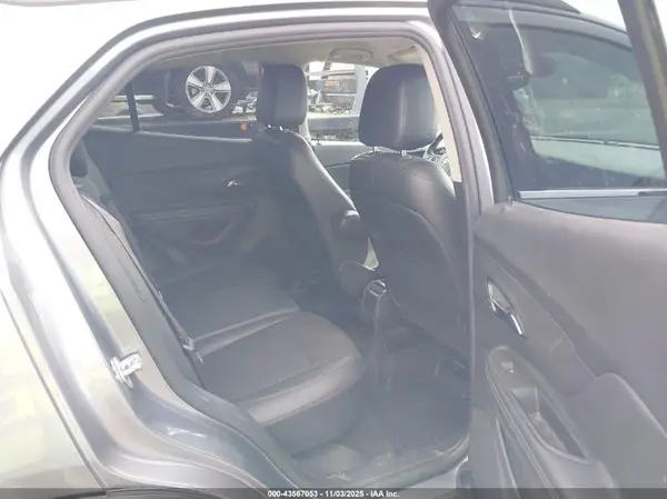 KL4CJASB8KB738564 2019 BUICK ENCORE - Image 8
