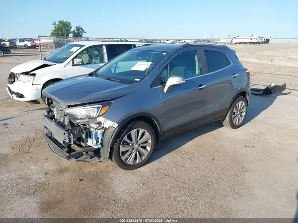 KL4CJASB8KB768163 2019 BUICK ENCORE - Image 2