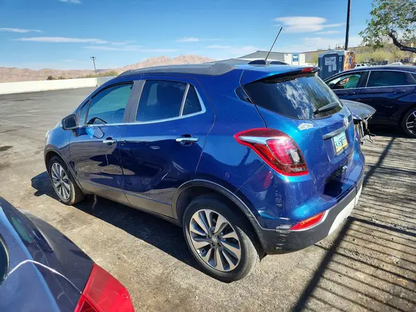 KL4CJASB8KB863502 2019 BUICK ENCORE - Image 2