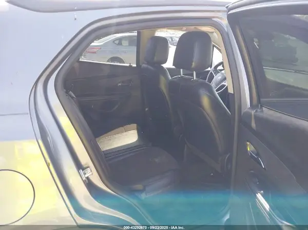 KL4CJASB8KB900581 2019 BUICK ENCORE - Image 8
