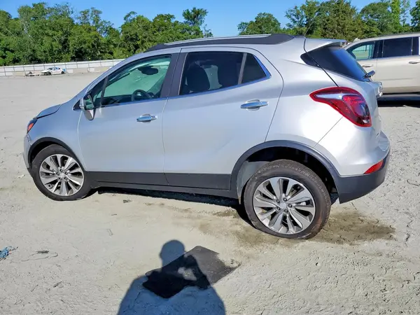 KL4CJASB8KB901200 2019 BUICK ENCORE - Image 2