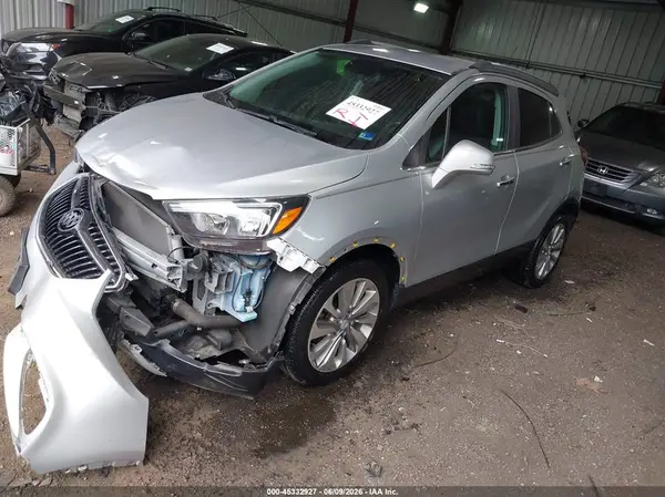 KL4CJASB8KB951739 2019 BUICK ENCORE - Image 2