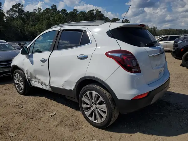 KL4CJASB8LB003777 2020 BUICK ENCORE - Image 2