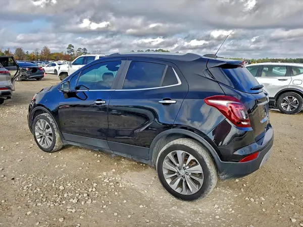 KL4CJASB8LB011619 2020 BUICK ENCORE - Image 2
